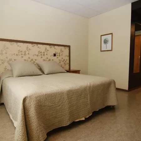 Pii Hotel 2*